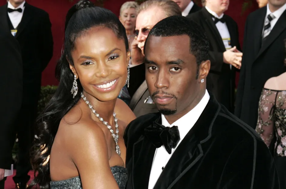 Kim Porter and Sean 'P. Diddy' Combs attend the 77th Annual Academy Awards on Feb. 27, 2005 in Los Angeles. Chris Polk/FilmMagic